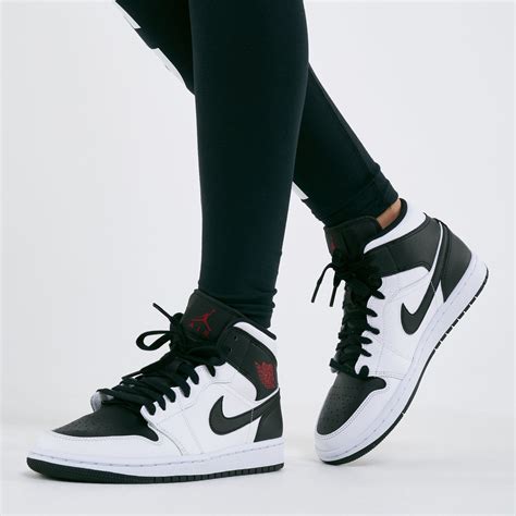 nike jordans damen mid|jordan 1 mid se women.